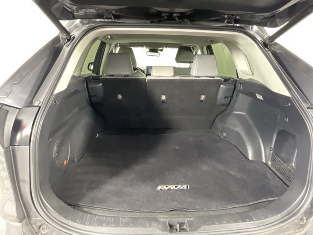 2019 Toyota RAV4 Limited photo 11