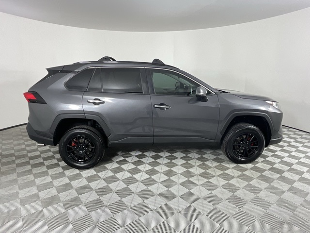 2019 Toyota RAV4 Limited photo 6