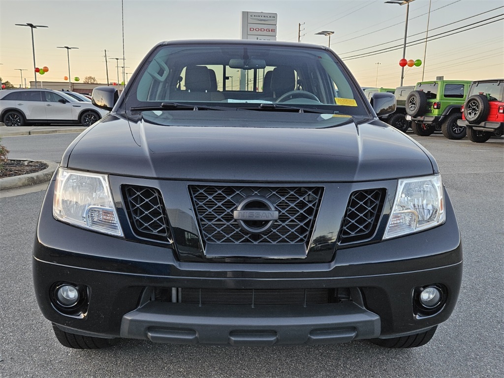 2021 Nissan Frontier SV's photo