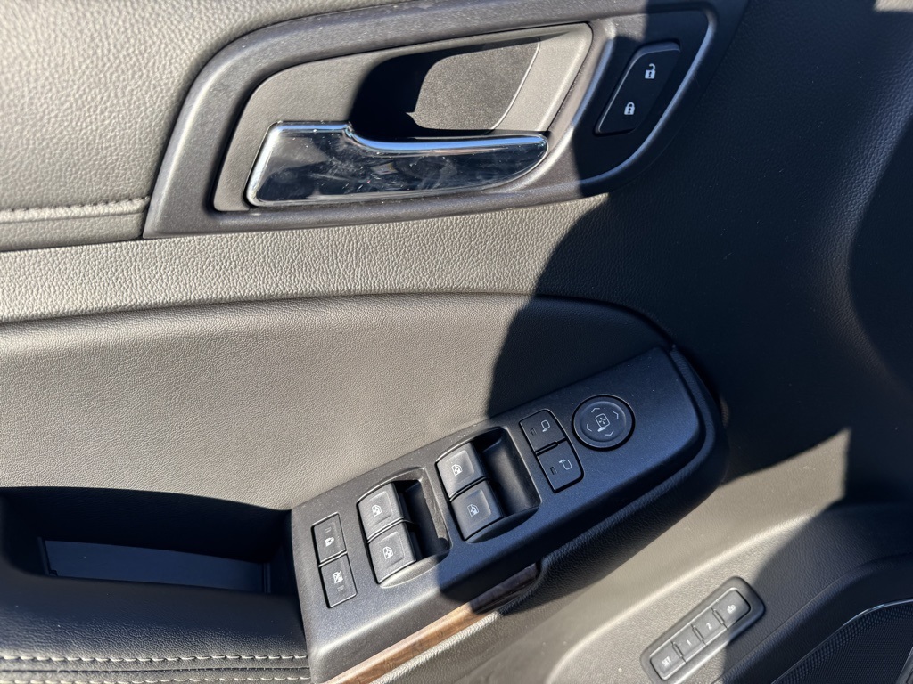 Photo of 2019 Chevrolet Tahoe LT in Jacksonville, NC - 15,  2019 Chevrolet Tahoe LT:16952P