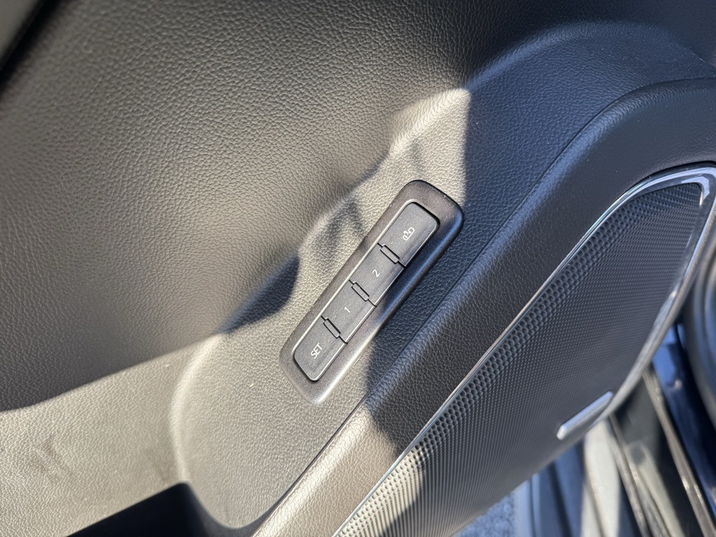 Photo of 2019 Chevrolet Tahoe LT in Jacksonville, NC - 16,  2019 Chevrolet Tahoe LT:16952P