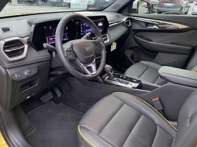 used 2025 Chevrolet TrailBlazer car, priced at $26,776