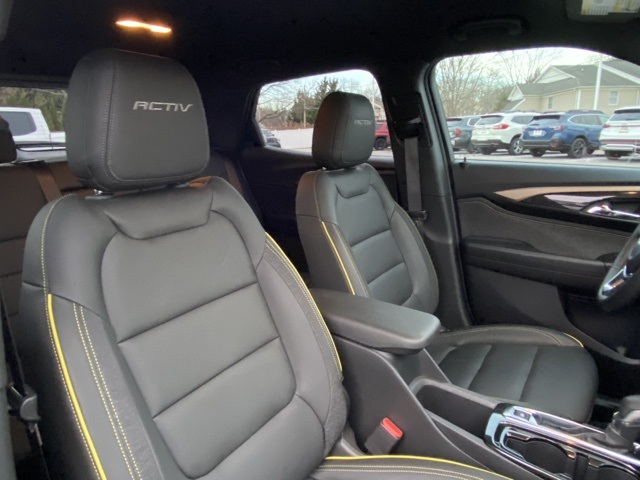 used 2025 Chevrolet TrailBlazer car, priced at $26,776