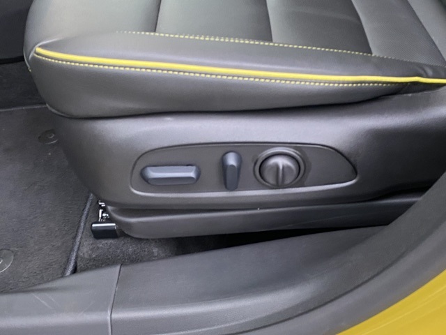 used 2025 Chevrolet TrailBlazer car, priced at $26,776