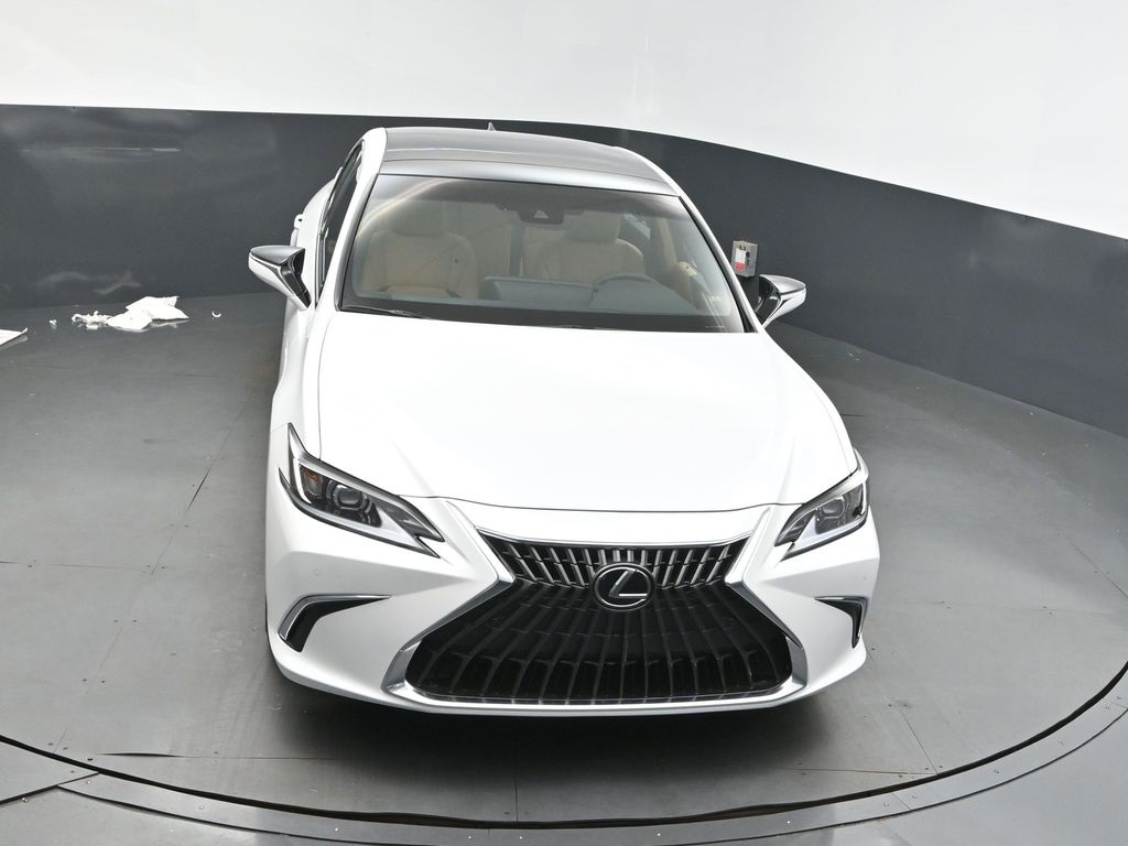 2025 Lexus ES 350 photo 31