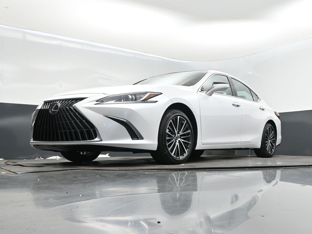 2025 Lexus ES 350 photo 32
