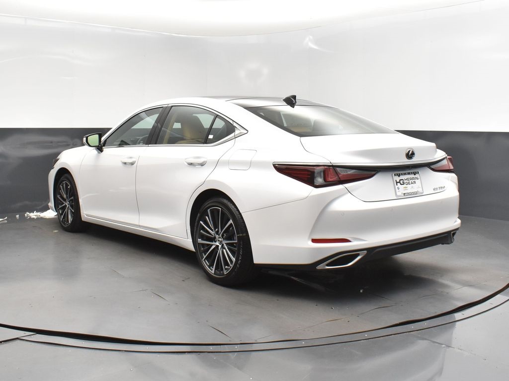 2025 Lexus ES 350 photo 5
