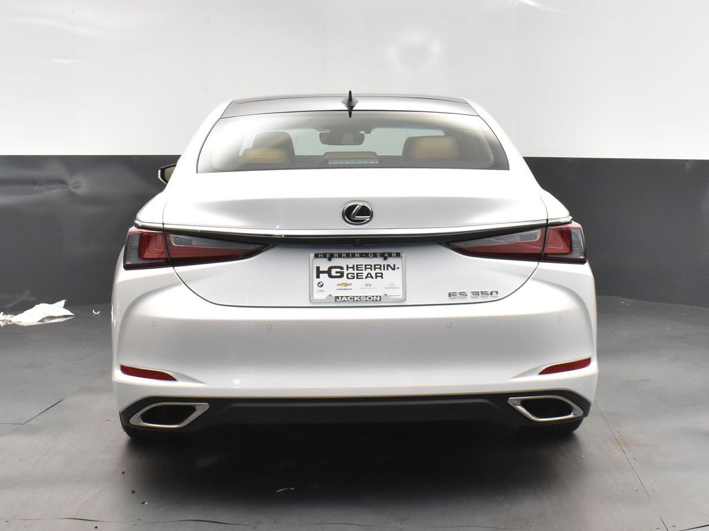2025 Lexus ES 350 photo 6