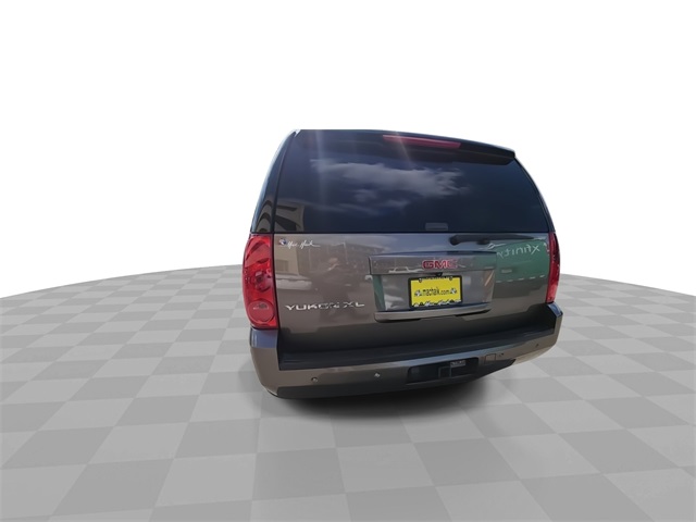 2013 Gmc Yukon XL SLE photo 4