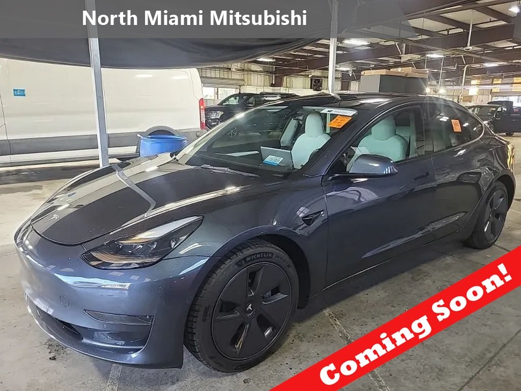 2022 Tesla Model 3 Base's photo