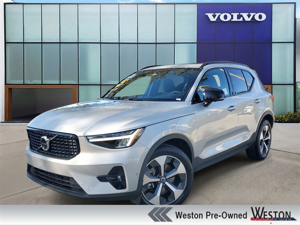 used 2025 Volvo XC40 car, priced at $31,195