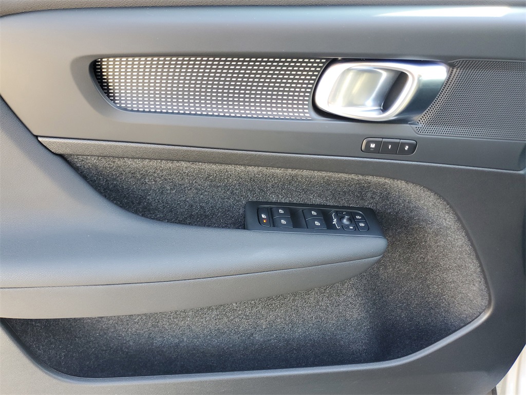 used 2025 Volvo XC40 car, priced at $30,895