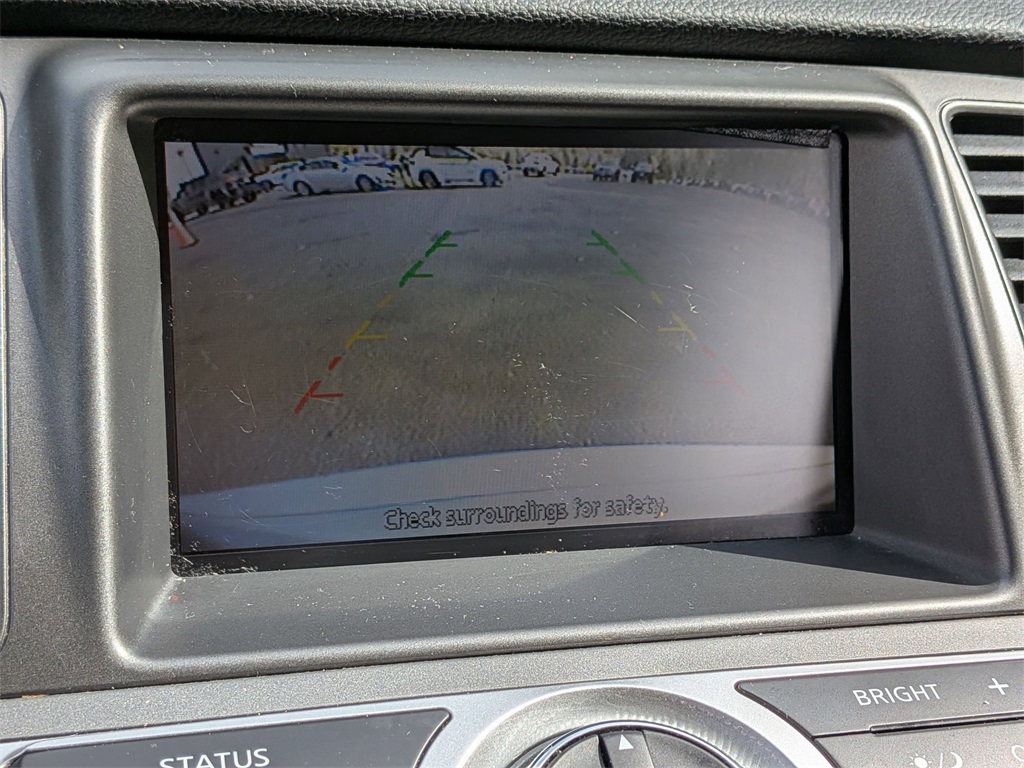 2014 Nissan Murano SV photo 16