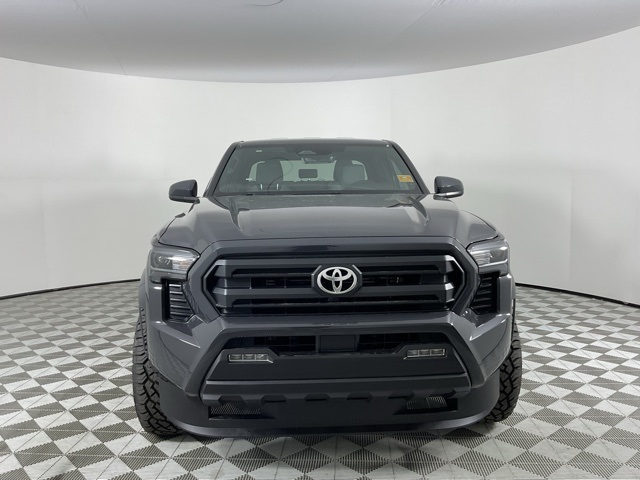 2025 Toyota Tacoma SR5 photo 2