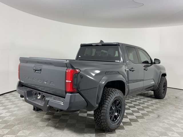 2025 Toyota Tacoma SR5 photo 5
