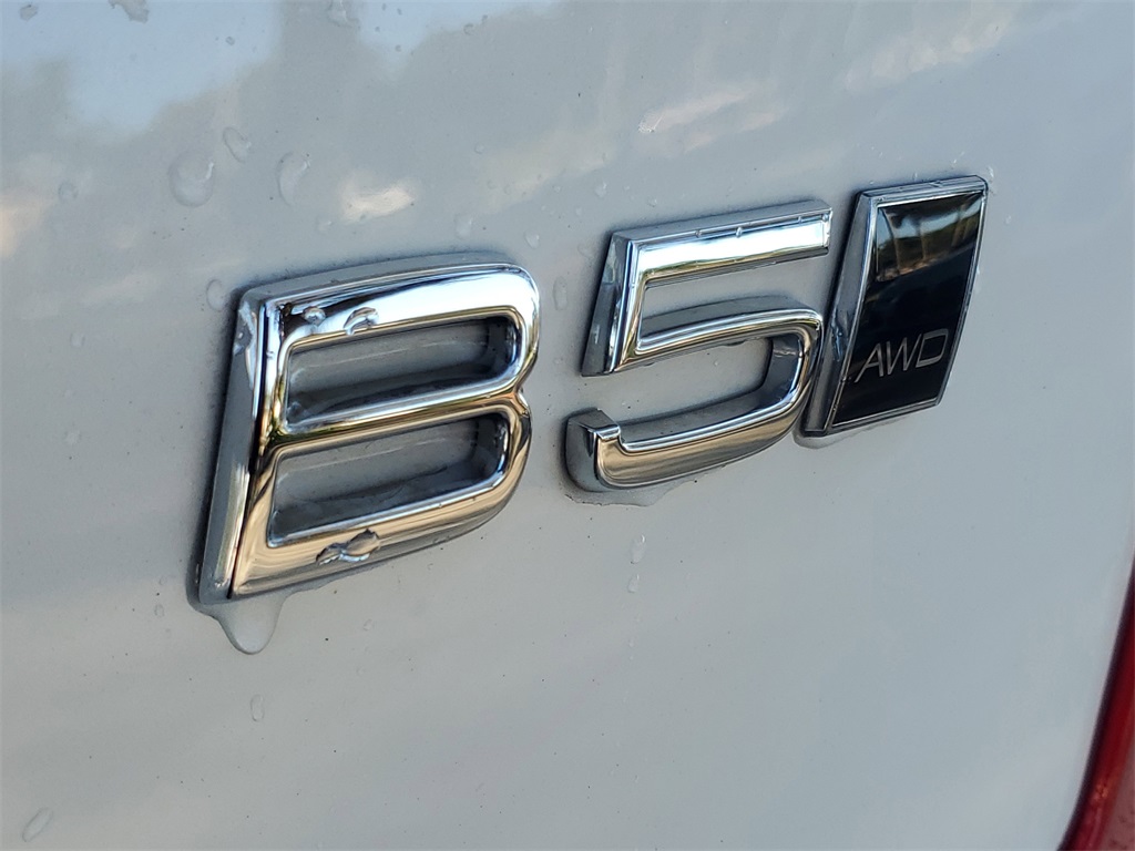 used 2024 Volvo XC90 car, priced at $36,995