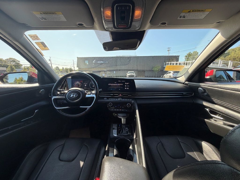 Used 2023 Hyundai Elantra Sedan