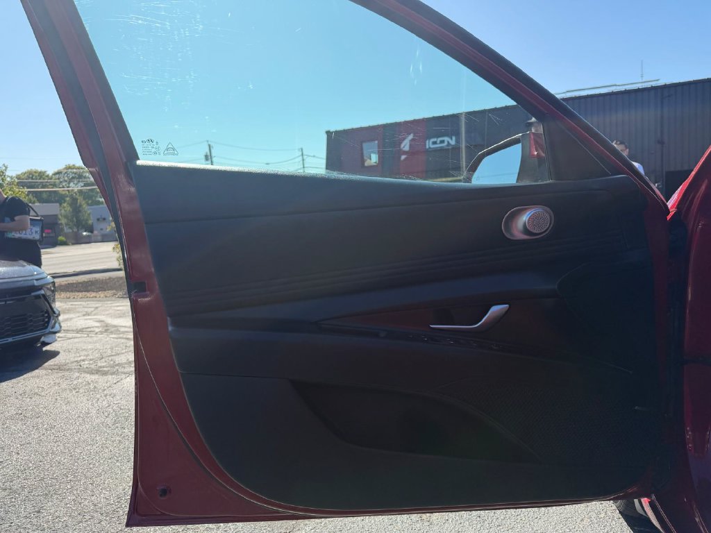 Used 2023 Hyundai Elantra Sedan