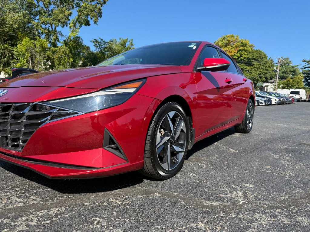 Used 2023 Hyundai Elantra Sedan