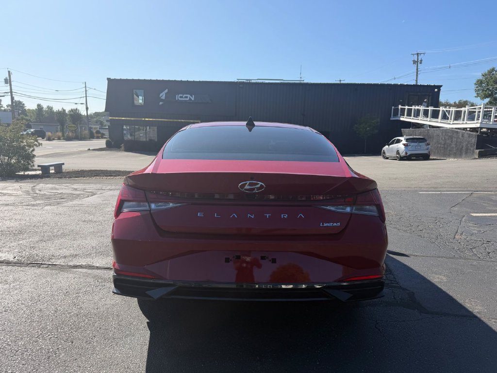 Used 2023 Hyundai Elantra Sedan