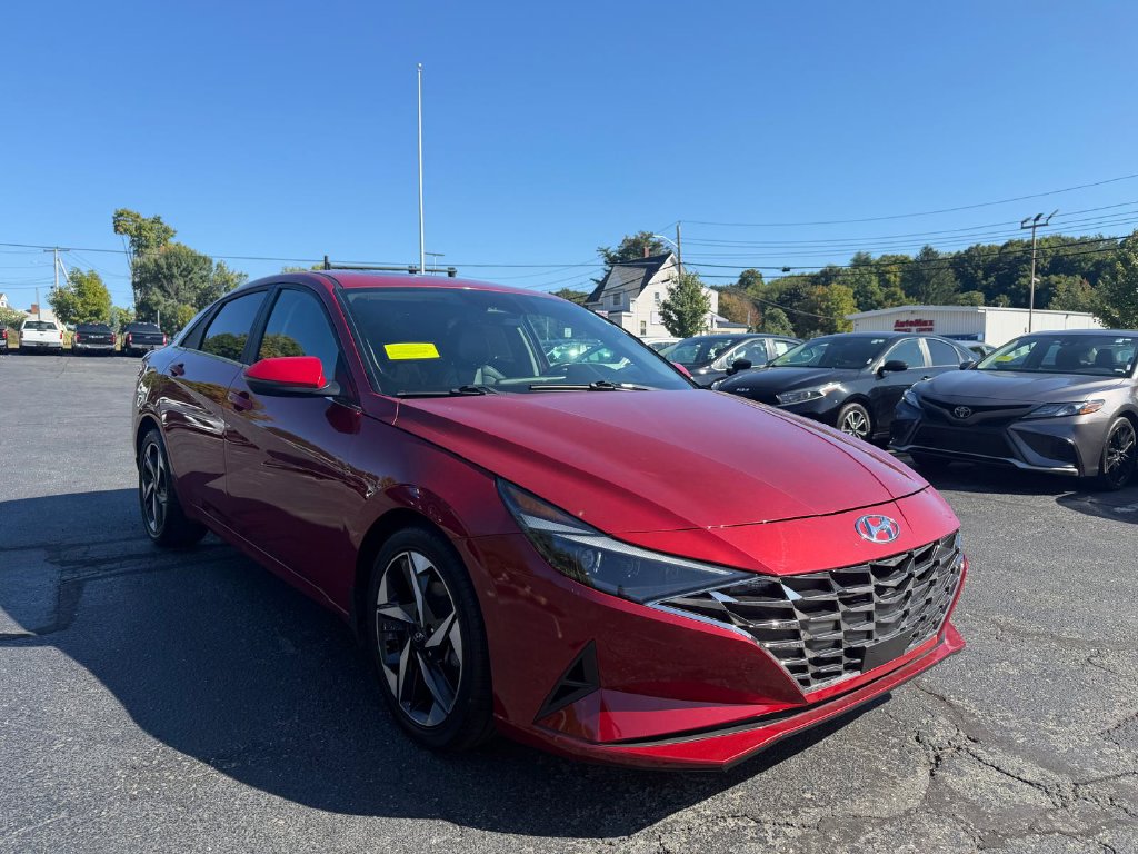Used 2023 Hyundai Elantra Sedan