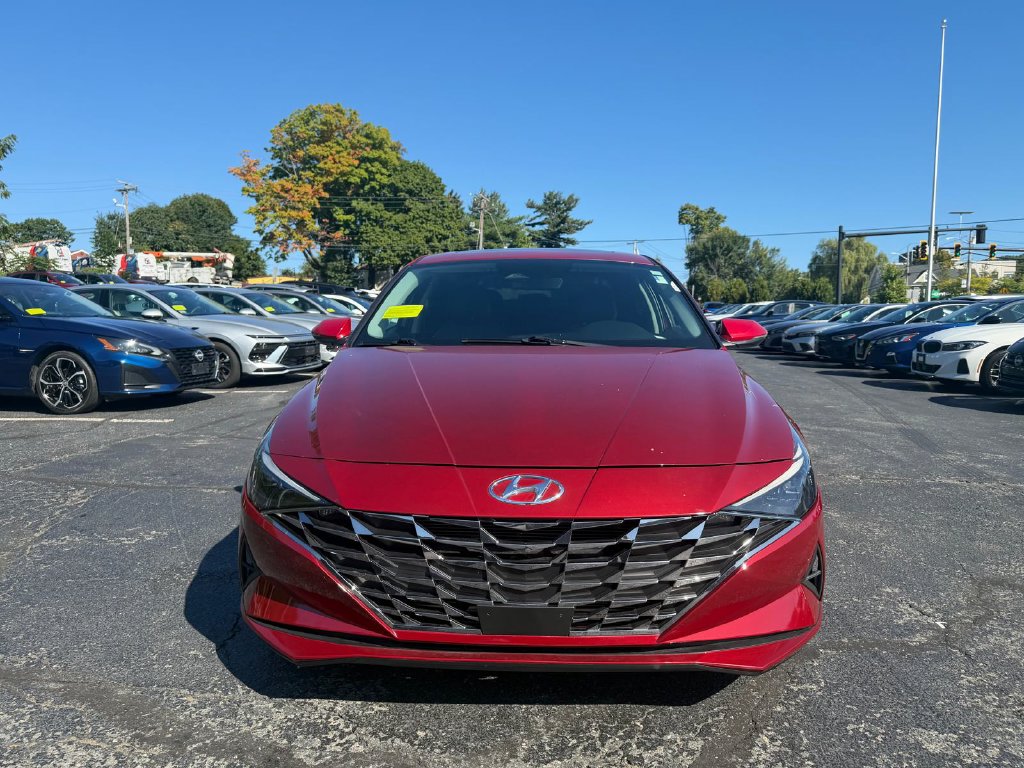 Used 2023 Hyundai Elantra Sedan