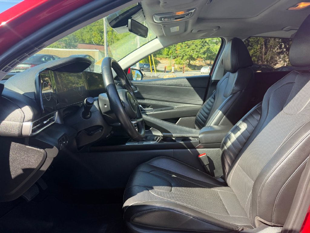 Used 2023 Hyundai Elantra Sedan