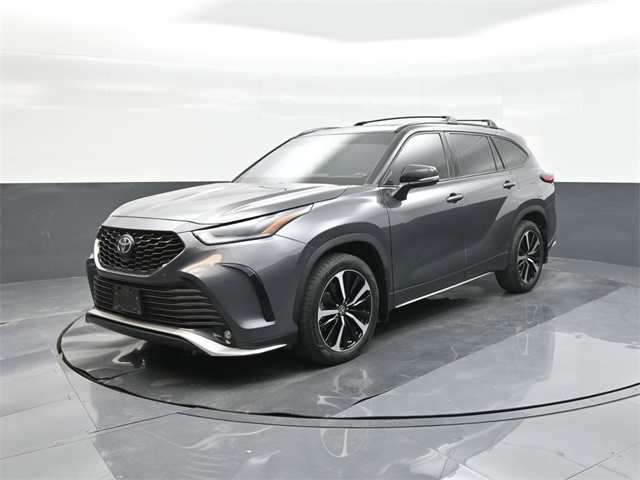 2021 Toyota Highlander XSE's photo