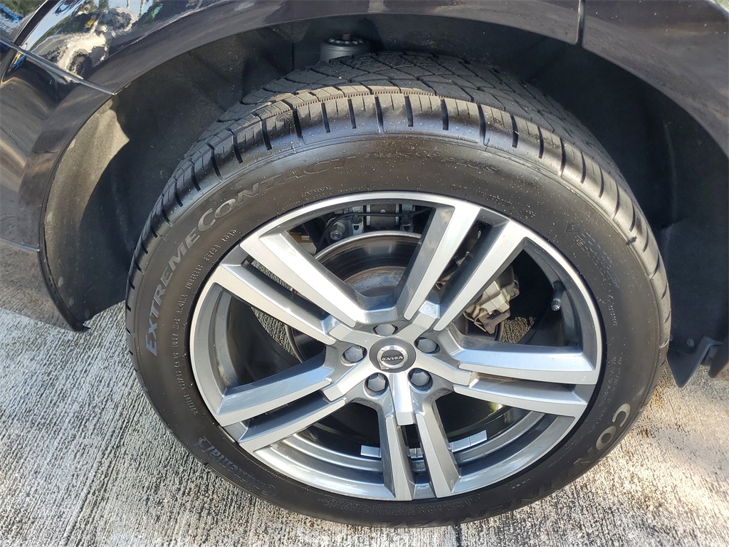 used 2021 Volvo XC60 car, priced at $24,749