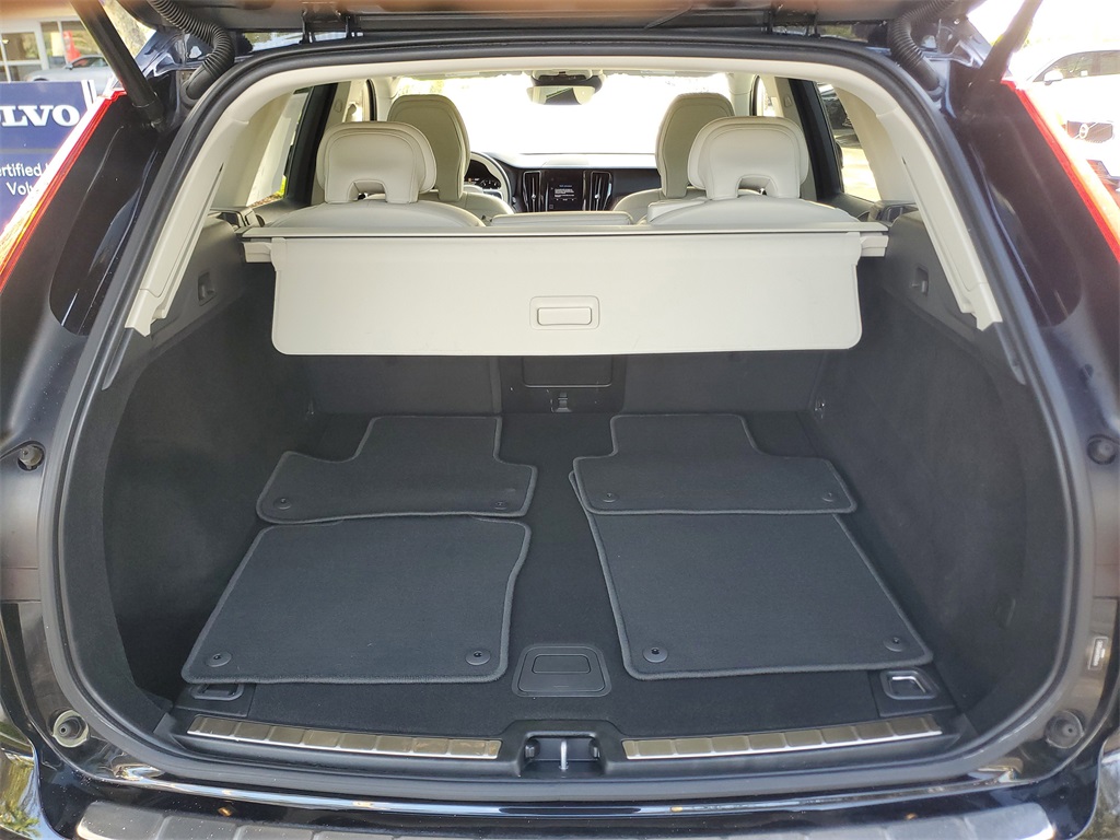 used 2021 Volvo XC60 car, priced at $24,749