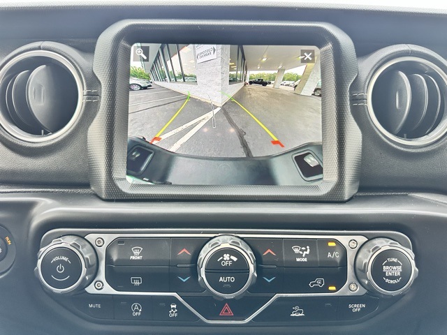 2021 Sting-Gray Clearcoat Jeep Gladiator Overland 4X4 Truck