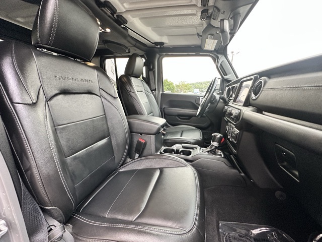 2021 Sting-Gray Clearcoat Jeep Gladiator Overland 4X4 Truck