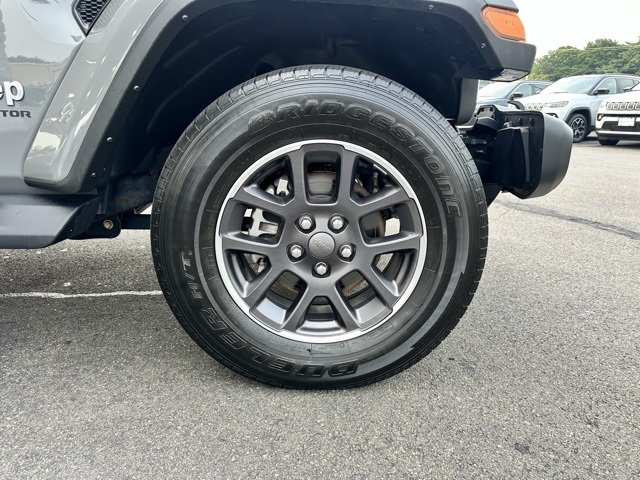 2021 Sting-Gray Clearcoat Jeep Gladiator Overland 4X4 Truck