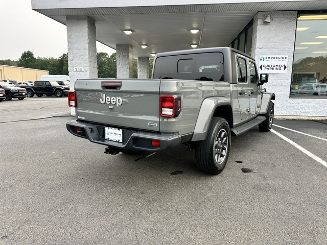 2021 Sting-Gray Clearcoat Jeep Gladiator Overland 4X4 Truck
