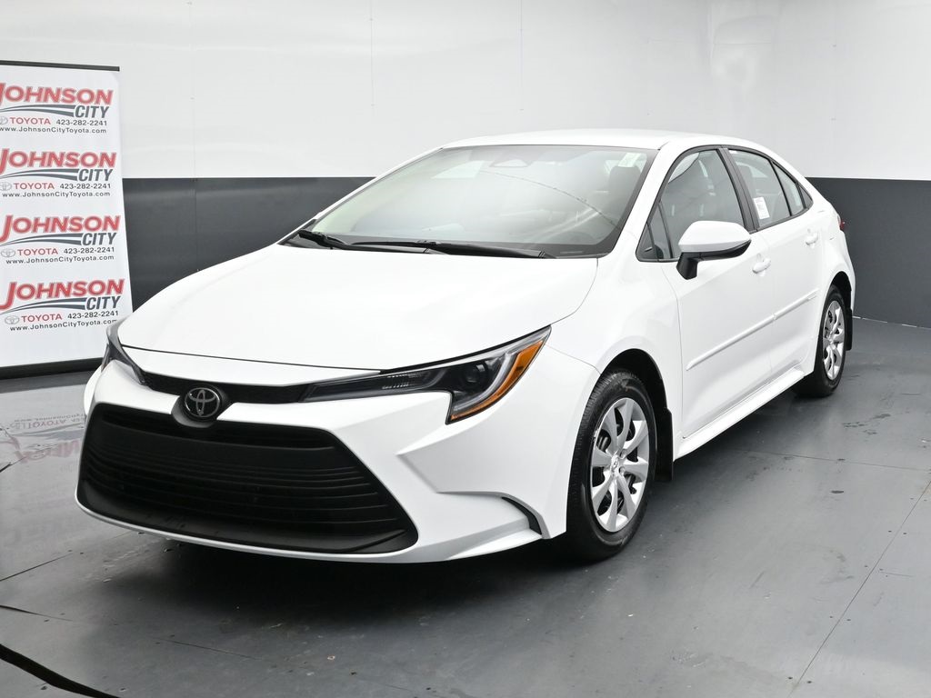 2026 Toyota Corolla LE photo 4