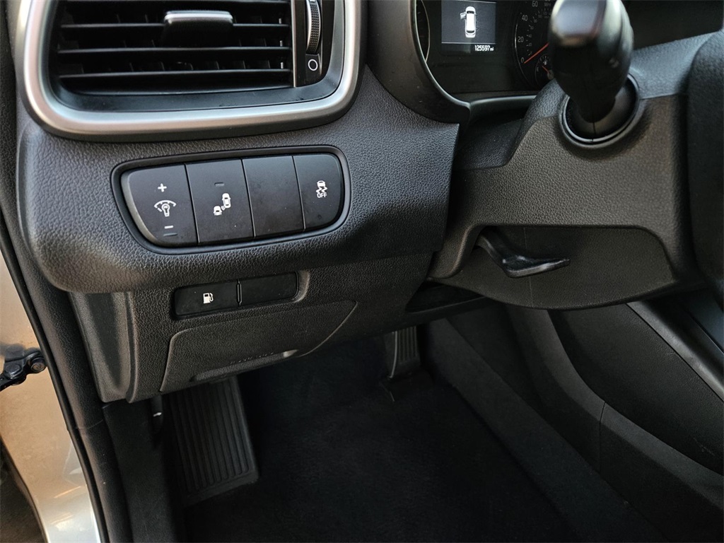 used 2019 Kia Sorento car, priced at $11,000