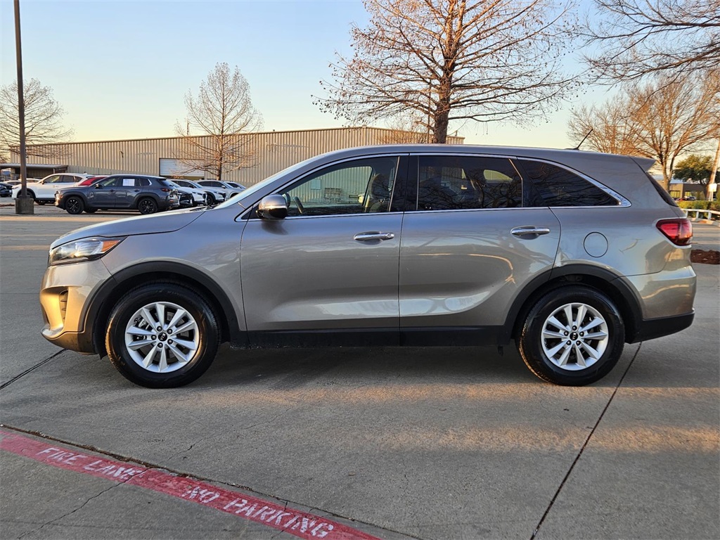 used 2019 Kia Sorento car, priced at $11,000
