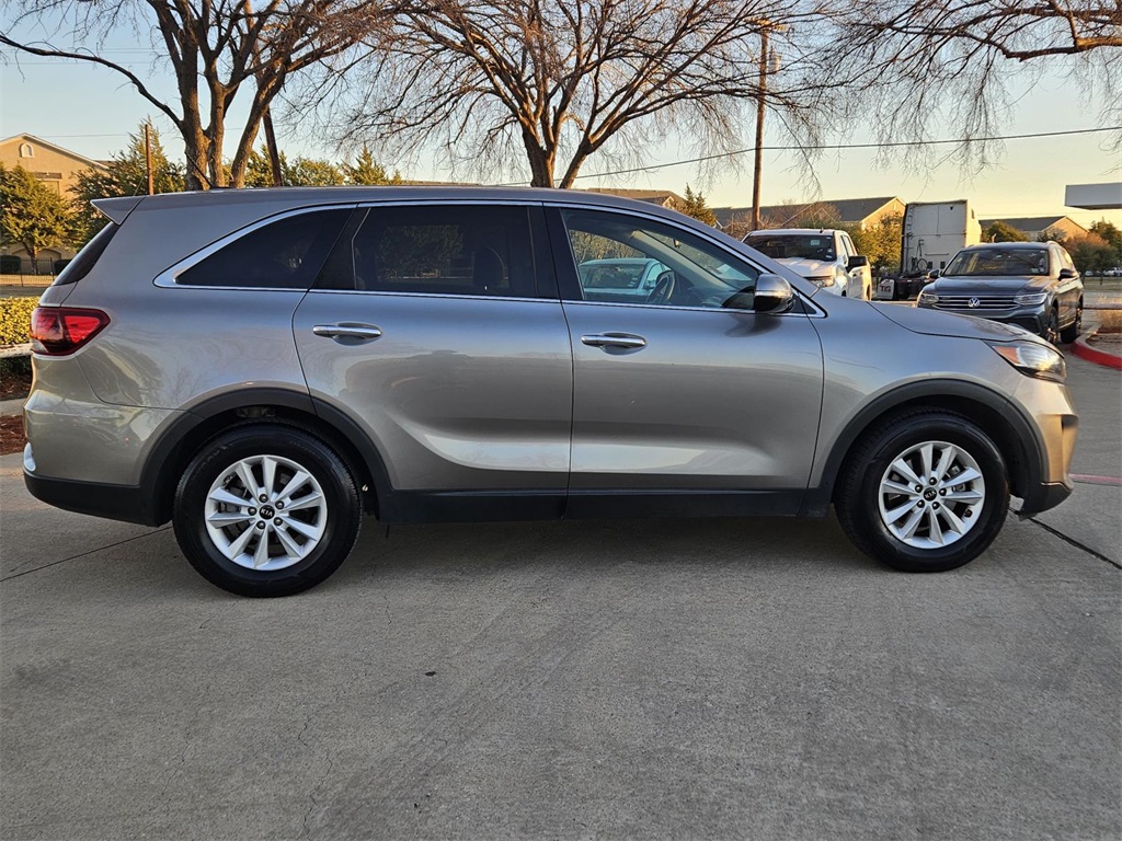 used 2019 Kia Sorento car, priced at $11,000