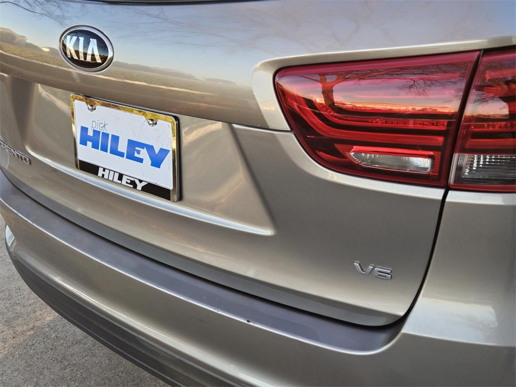 used 2019 Kia Sorento car, priced at $11,000