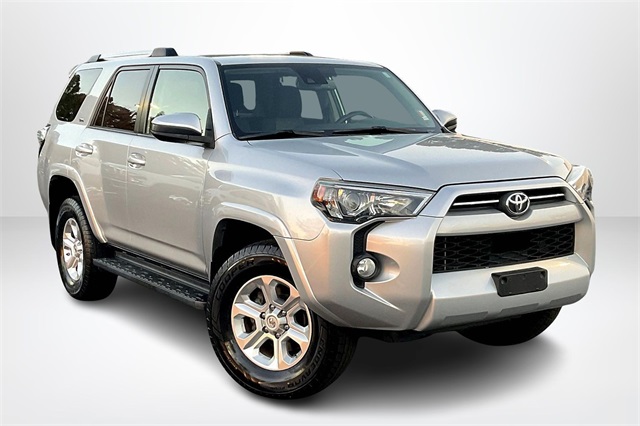 2020 Toyota 4Runner SR5's photo