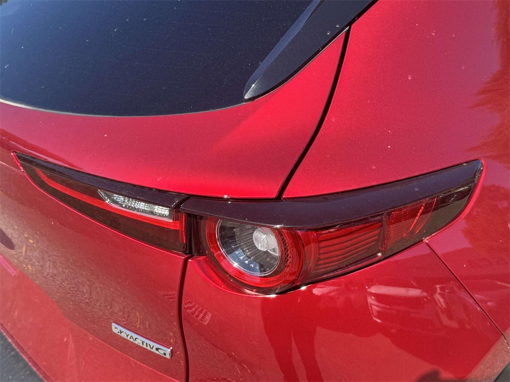 2025 Mazda CX-30 2.5 S Preferred photo 8