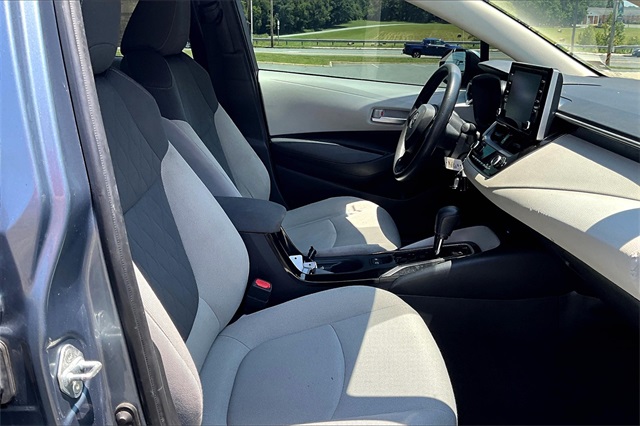 2021 Gray Toyota Corolla LE FWD Sedan