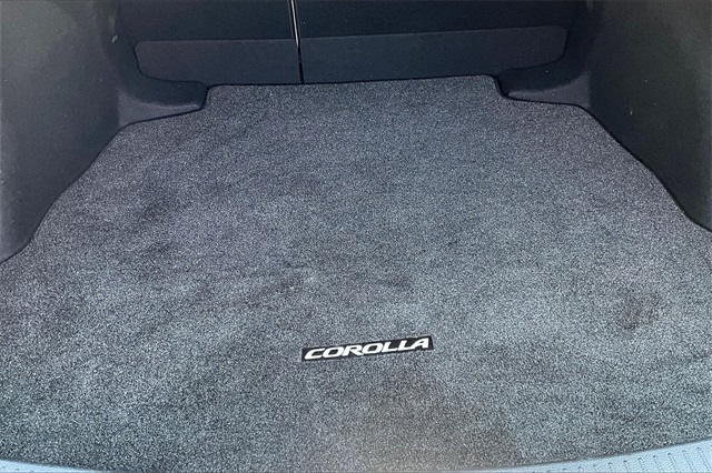 2021 Gray Toyota Corolla LE FWD Sedan