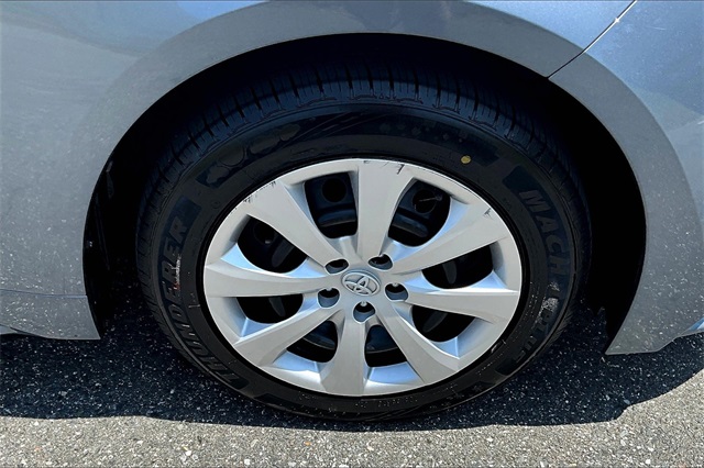 2021 Gray Toyota Corolla LE FWD Sedan