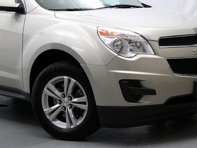 2015 Chevrolet Equinox LT photo 3