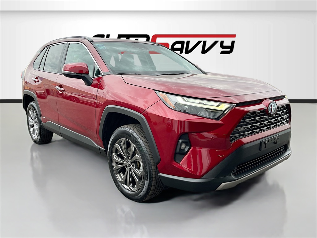 2022 Toyota RAV4 Limited's photo