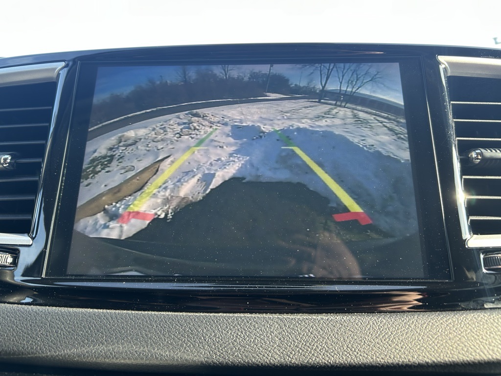 used 2024 Chrysler Pacifica car, priced at $26,000