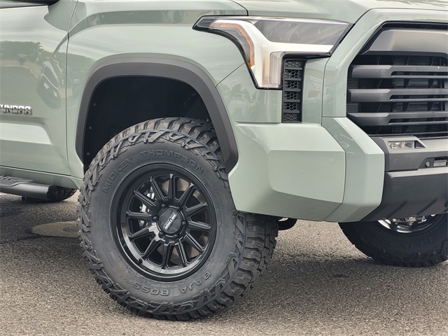 2026 Toyota Tundra SR5 CrewMax photo 3