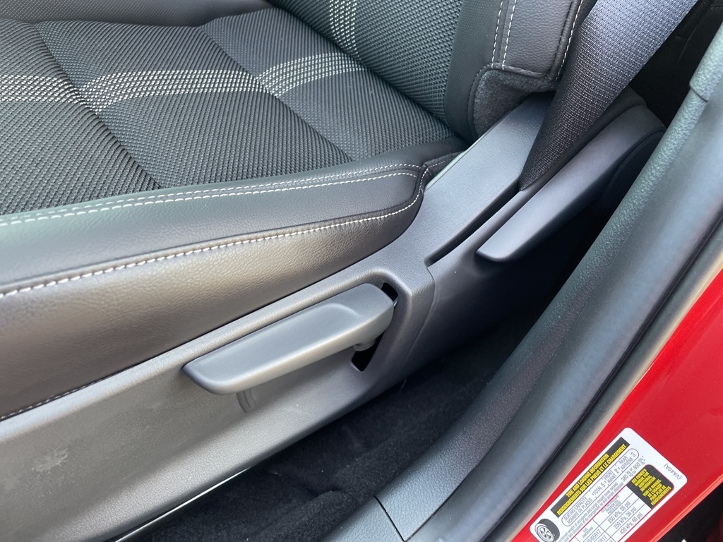 2025 Mazda CX-50 2.5 Select photo 12