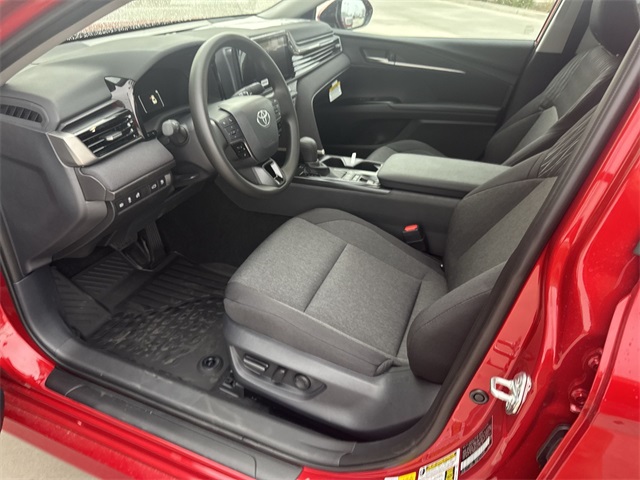 2025 Toyota Camry LE photo 25